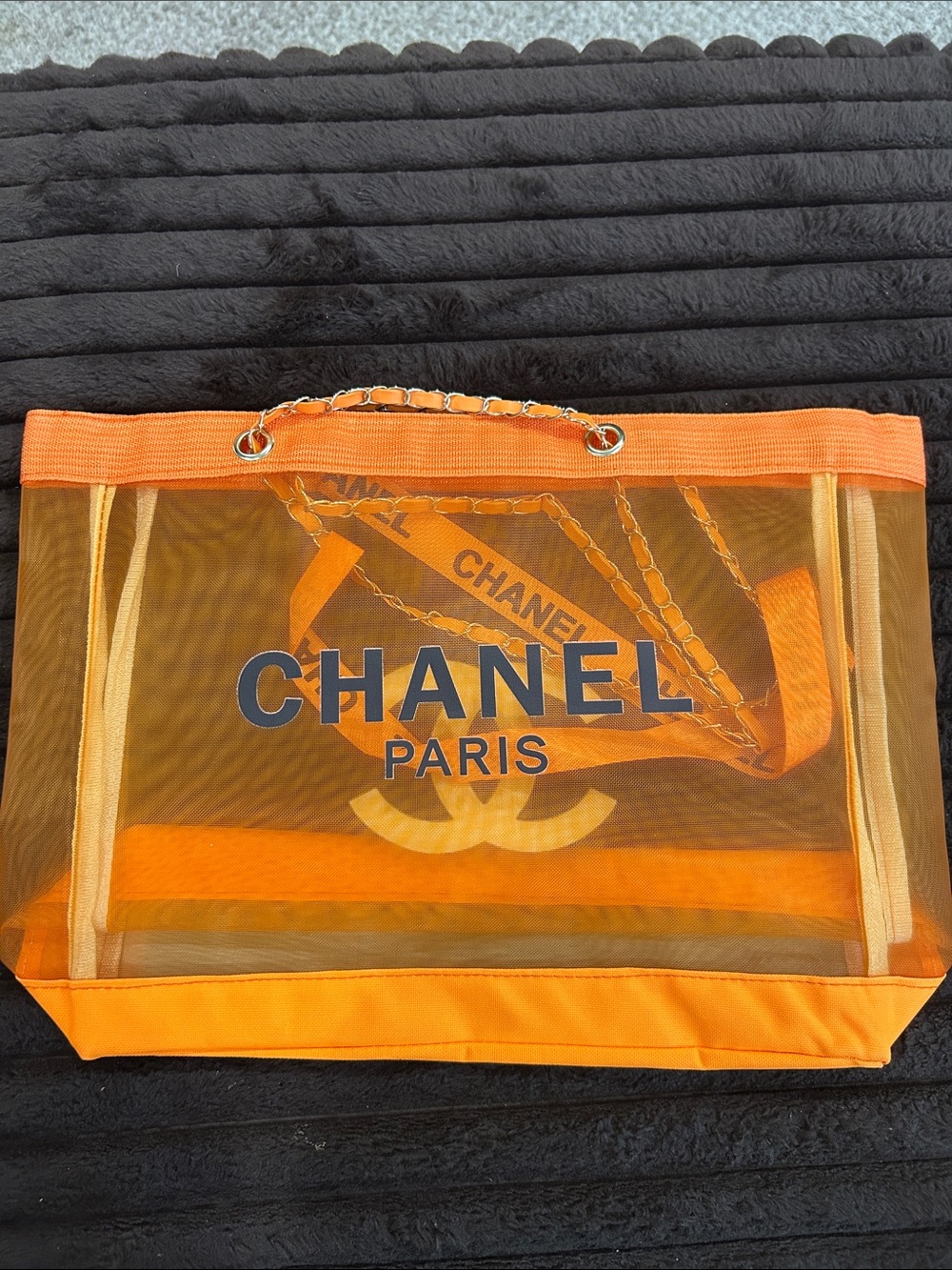 Large Tote - Picture 4 of 4